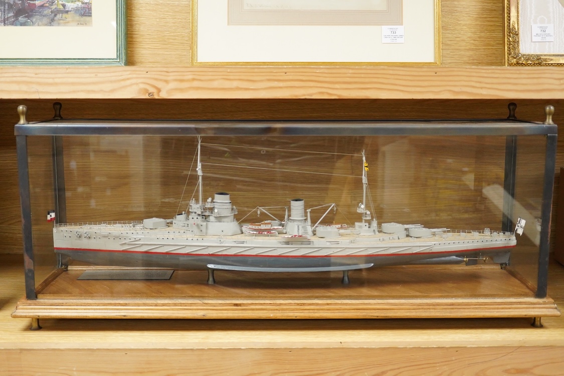 A cased Colin Freeman model of the German battle cruiser, S.M.S. Seydliyz, a well detailed model, with plaque describing the technical details and history regarding her involvement at the battle of Jutland, case 75 x 19.